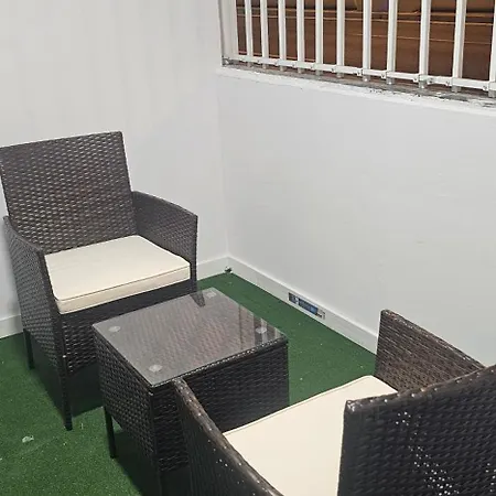 Playa Postiguet 3 情趣酒店 阿利坎特